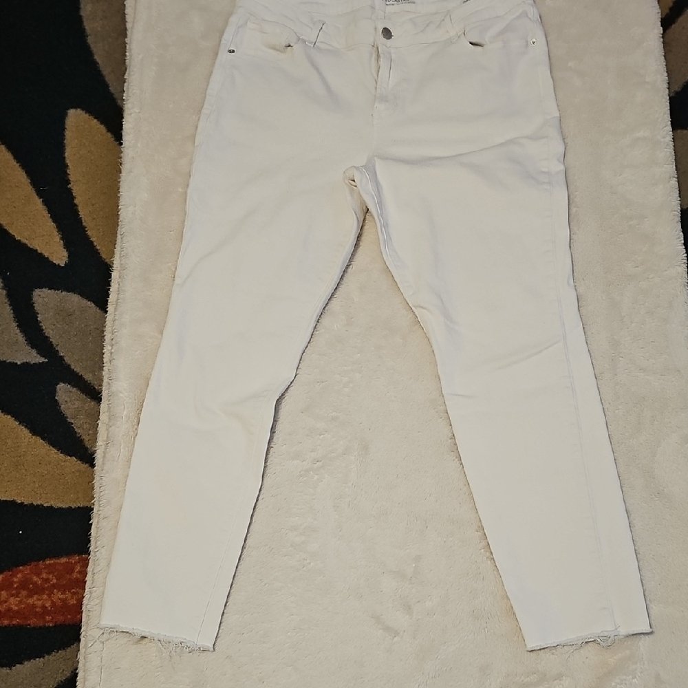 Stylish Cream Jeans